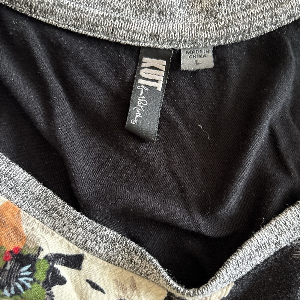 Bundle of Kut and Lucky Brand multicolor Tops with Floral Accents. L - Picture 4 of 13